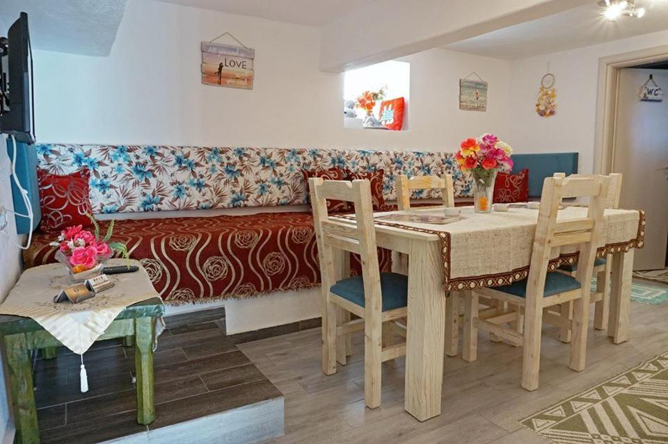 Ilio Socrates Apartment Skála Marión Bagian luar foto
